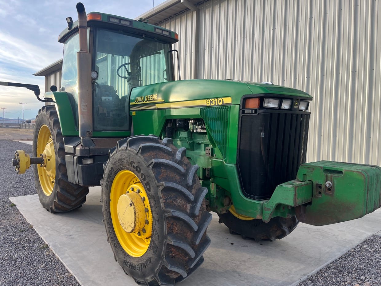John Deere 8310 2000 — foto 2